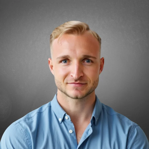 Samuel Kochenburger Samuel Kochenburger – Ernährungsmediziner und -wissenschaftler, Geschäftsführer der Deutschen Osteoporose Akademie, Autor